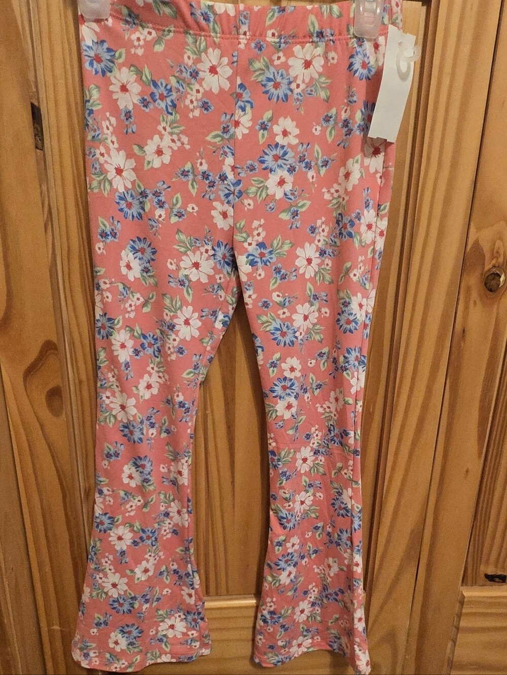 btween Coral Floral Flare Leggings Sz 6 Nwt
